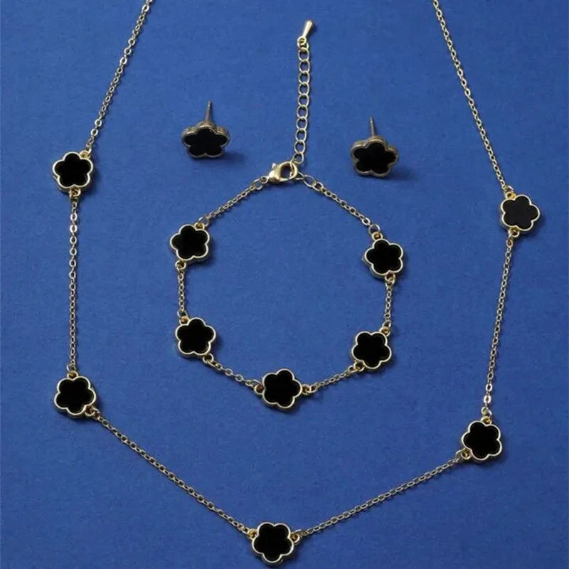 Women’s Jewelry Set – Black Flower in Gold Finish