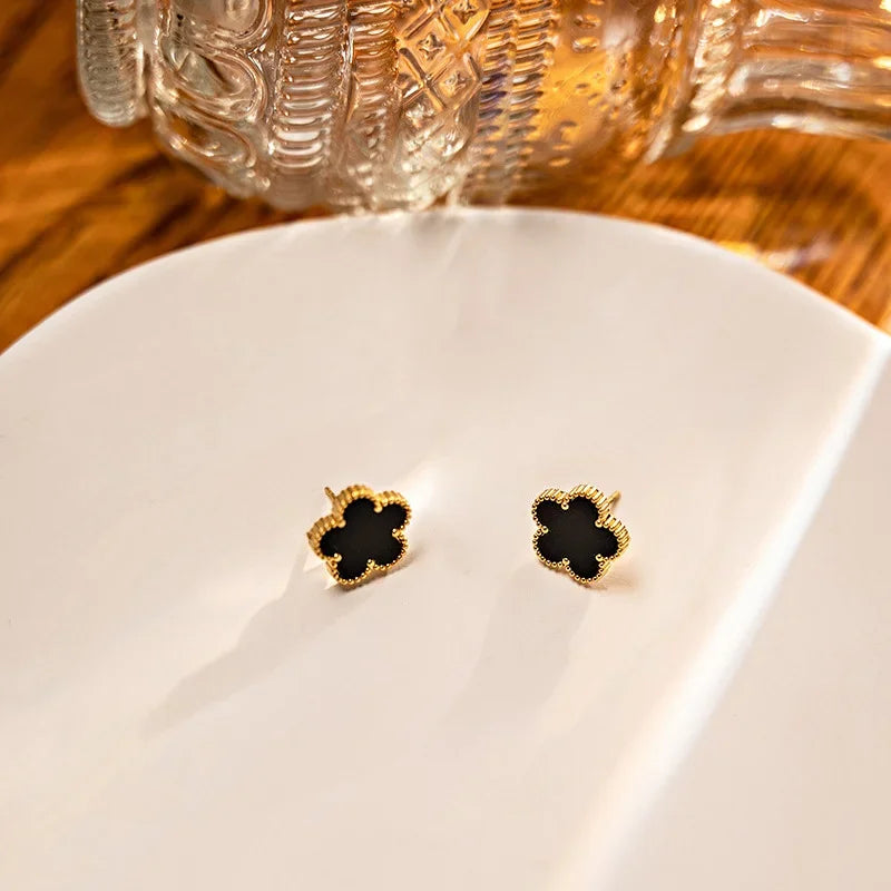 Women’s Jewelry Set – Black Flower in Gold Finish