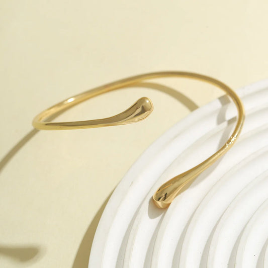 Women’s Adjustable Gold Arm Bracelet Minimalist Style